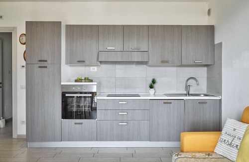 Pastrengo Apartment | Residenza Pastrengo - apartment Girasole with pool and terrace