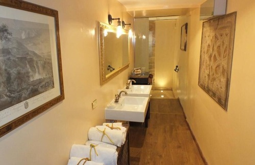 Tivoli House | Residenze Gregoriane - Dimora d'Epoca