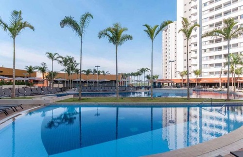 Olimpia Resort | RESORT: 2 adultos e até 3 crianças a 4km do Thermas Lar. e a 3km do Hot Beach