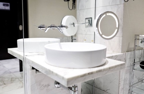 Las Vegas Hotel | Resort in Las Vegas with NO RESORT FEES & FREE VALET SERVICE!