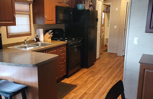 Gravenhurst Cottage | Resort living with cottage lifestyle, close to all that Muskoka offers.