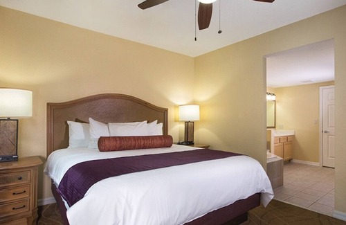 Survey Creek Resort | Resort Managed 2 BR -Sleeps 8 at Wyndham Palm Aire - Pools, Free Beach Shuttle!