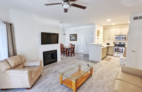 Paradise Valley Village Condo | Resort Style Condo in Scottsdale/Paradise Valley
