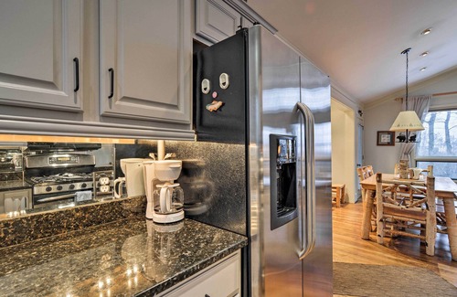 Harbor Springs House | Resort-Style Harbor Springs Home Near Ski Resort!
