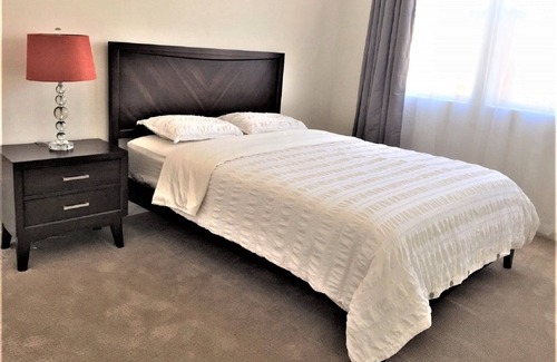 Lake Forest House | Resort Style Living - Beautiful New House Close to Irvine Spectrum -