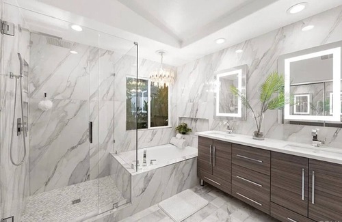 Guajome House | Resort Style Pool w/ Fruit Trees - 20 min from the beach!