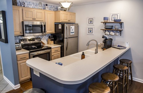 Fairfield Glade Condo | ðResort Vacations at Fairfield Glade TN Beautifully Decorated Condo with Pristine Lake Views