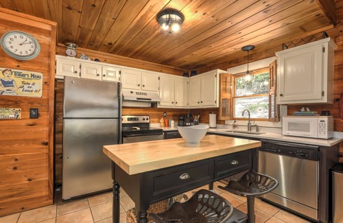 Big Canoe House | Respite at Big Canoe - Wood-burning fireplace, bright interiors, Wifi