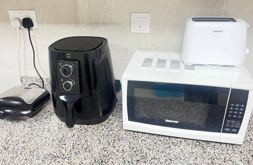 Mussafah Apartment | Rest House Hostel