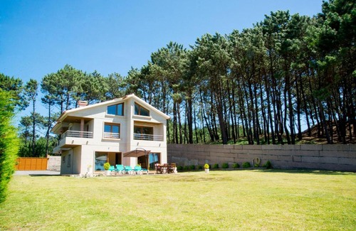 Portonovo Villa | REST IN SANXENXO - Villa Punta Elmo en plena costa