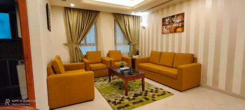 Al Ulaya Apartment | Rest Time 1 for Families Only