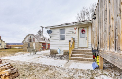 Leland Apartment | Restaurant On-Site: North Freedom Apt w/Yard!