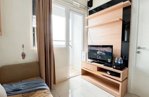 Rawasari Apartment | Restful And Homey 2Br At Green Pramuka City Apartment