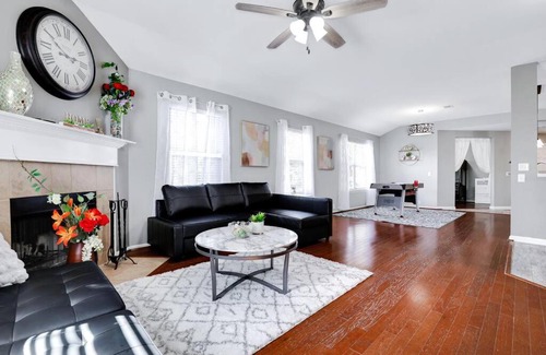 Wetmore House | Restful Spacious 4Bedroom Central @ Six Flags