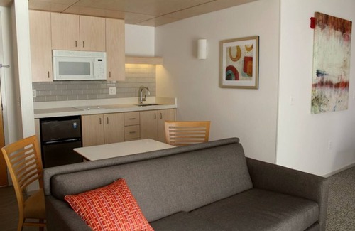 Sunnyvale Apartment | Restful Studio Suite with Kitchen