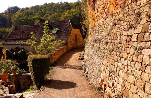 Berbiguieres Cottage | Restored Cottage in Berbiguières, a Classic Dordogne Village