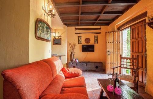 Algarinejo House | Restored mill on a property in Algarinejo in Granada