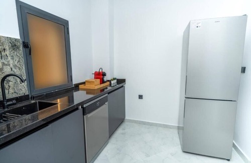 Branes Apartment | Retraite Luxueuse de 2 Chambres Élégante -Serenity stays