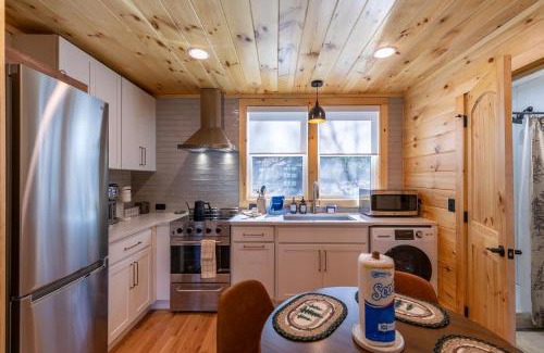 West Jefferson House | Retreat at Riverbend