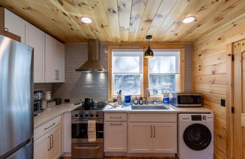 West Jefferson House | Retreat at Riverbend