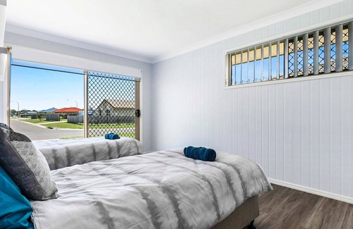 Point Vernon House | Retreat at the Point