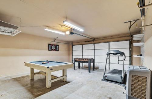 Little Elm House | Retreat close to Lewisville Lake with pool, pet ok