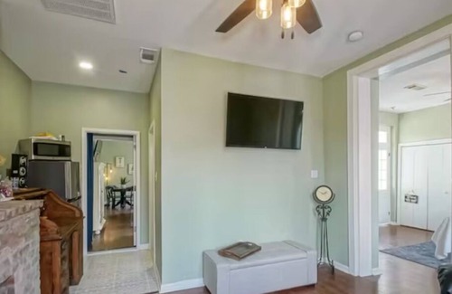French Quarter Condo | Retreat IV