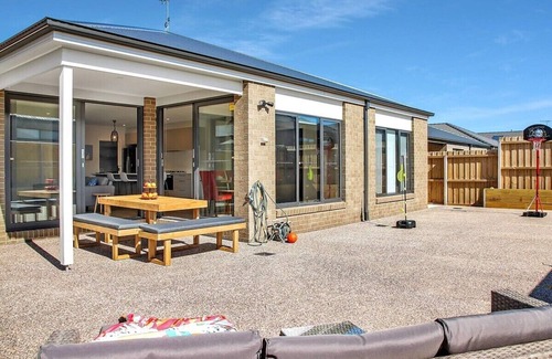 Grovedale House | Retreat on Bedajanawa