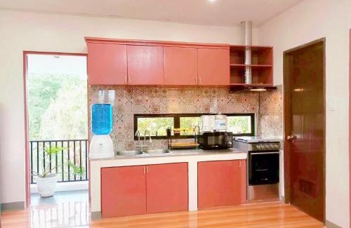 Liloan Apartment | Retreat to a Stylish Flat w/Balcony + Garden View