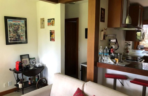 Itaipava House | Retreat with Suite in a Secure Condominium | Nature and Stunning Views