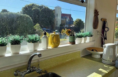 Waimarama House | Retro at Heart - Beach Getaway