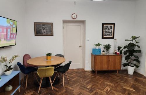 Przemysl Apartment | Retro house taras prywatny parking x 2 i stacja ładowania parter