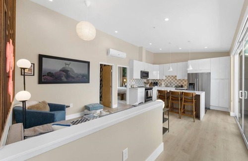Reno House | Retro Reno Loft w Panoramic Views