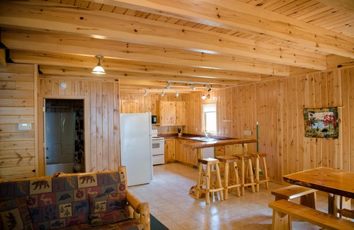 Park Rapids Cabin | Reunion Cabin with Loft & Screen Porch at Resort - #1 Speciality Lodging in PR