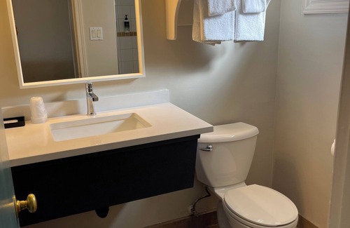 Revelstoke Hotel | Revelstoke Lodge