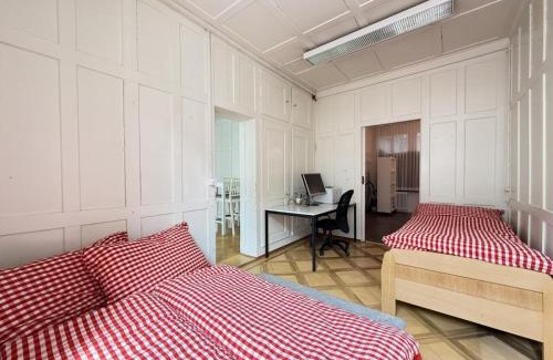 Glarus Apartment | Revier zum Bücherwurm