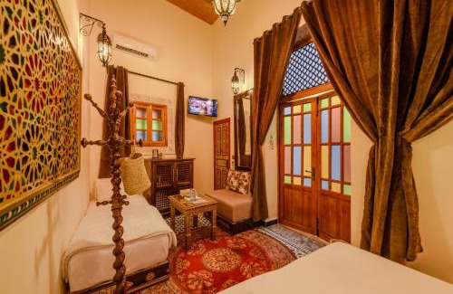 Dar Tazi House | Riad Diamant De Fes