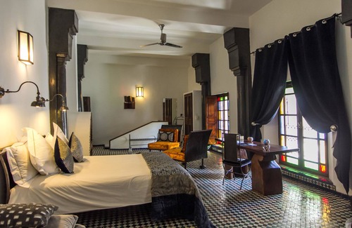 Dar Tazi House | Riad Laaroussa