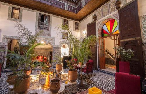 Ain Azlitan House | Riad Naila & suite