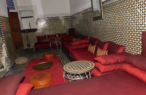 Dar Tazi House | Riad saada a small palace with staff, that for you, from 2 to 12 people.