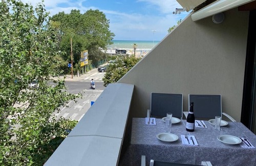 Rimini House | RICCIONE with BEACH and AQUAPARK INCLUDED/BEACH and AQUAPARK included !