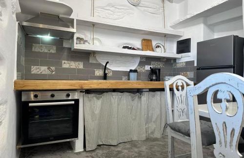 Andros Town Apartment | Richie's Sea View Romantic Residences