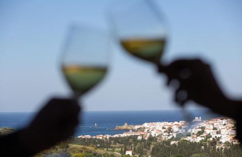 Andros Town Apartment | Richie's Sea View Romantic Residences