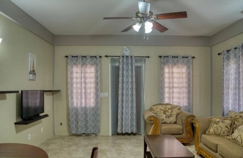 South Hill Bed & Breakfast | Ridgeview Penthouse