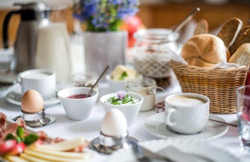 Prati House | Rieplhof - Relaxing farm stay with breakfast and mountain view