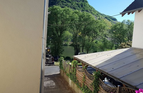 Senhals Apartment | Riesling Apartment in Haus Lowe