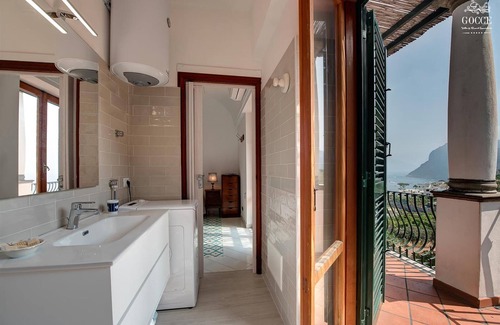 Marina Grande Apartment | Rifugio Caprese - Superb Views and Relaxation