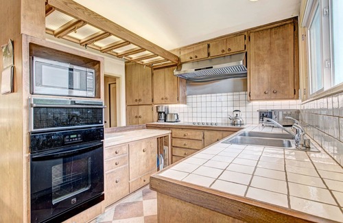 Del Mar House | Right on the sand! Oceanfront Historic Retreat