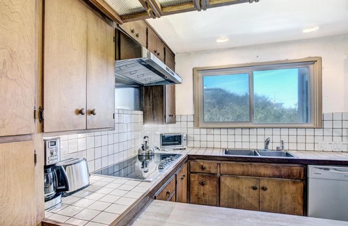 Del Mar House | Right on the sand! Oceanfront Historic Retreat