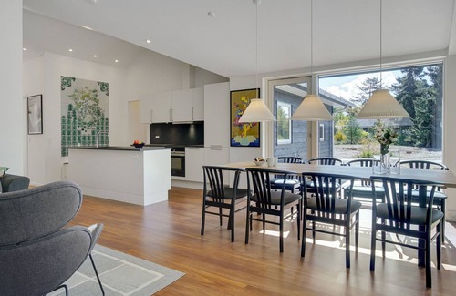 Rrvig House | "Rikkie" - 150m to the fjord by Interhome